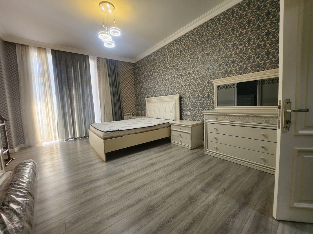 İcarəyə verilir 4 otaqlı yeni tikili 200 m² — Mənzil, Bakı (10)