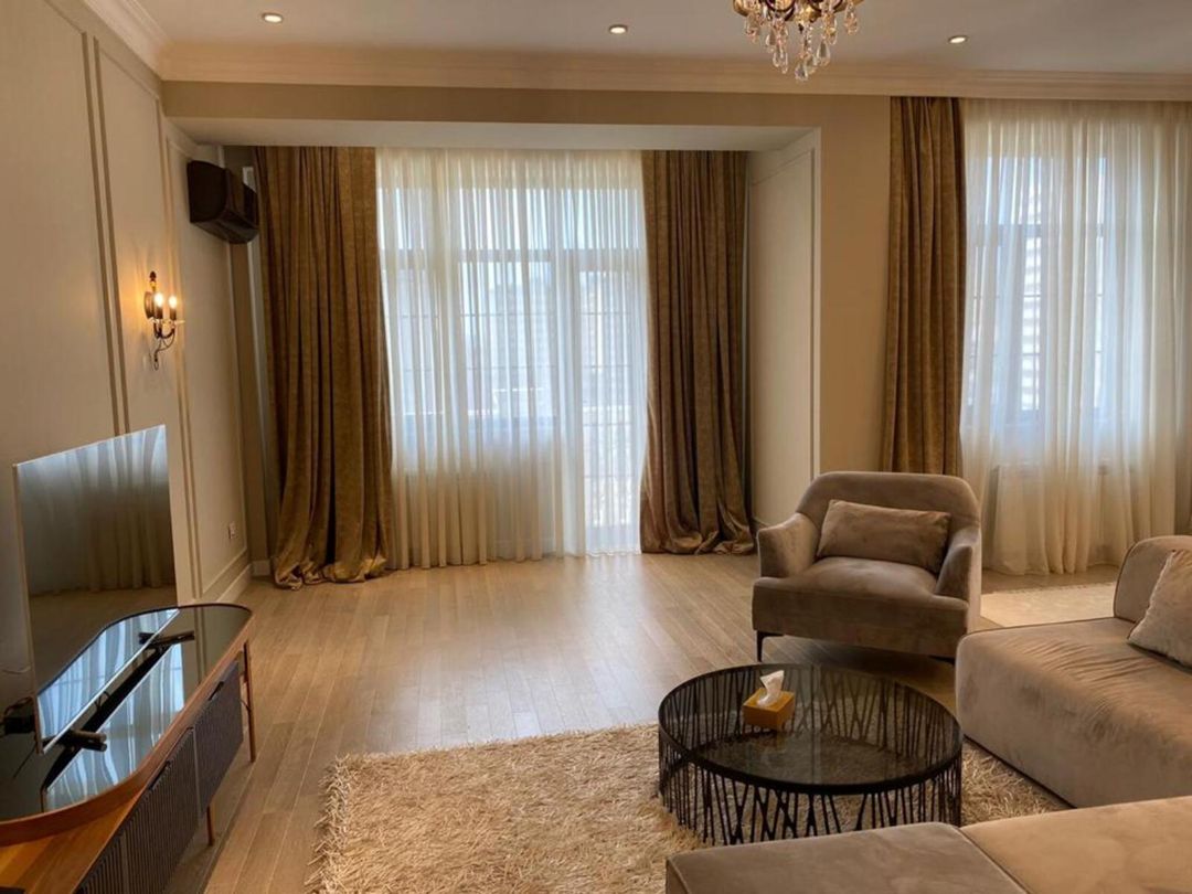 İcarəyə verilir 3 otaqlı yeni tikili 165.1 m² — Mənzil, Bakı (6)