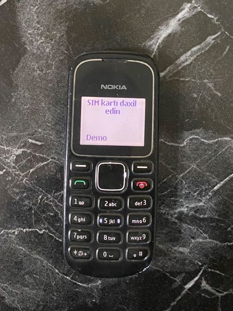 Nokia 2 GB Memory Capacity, rəng - Qara, Düyməli — Bakı
