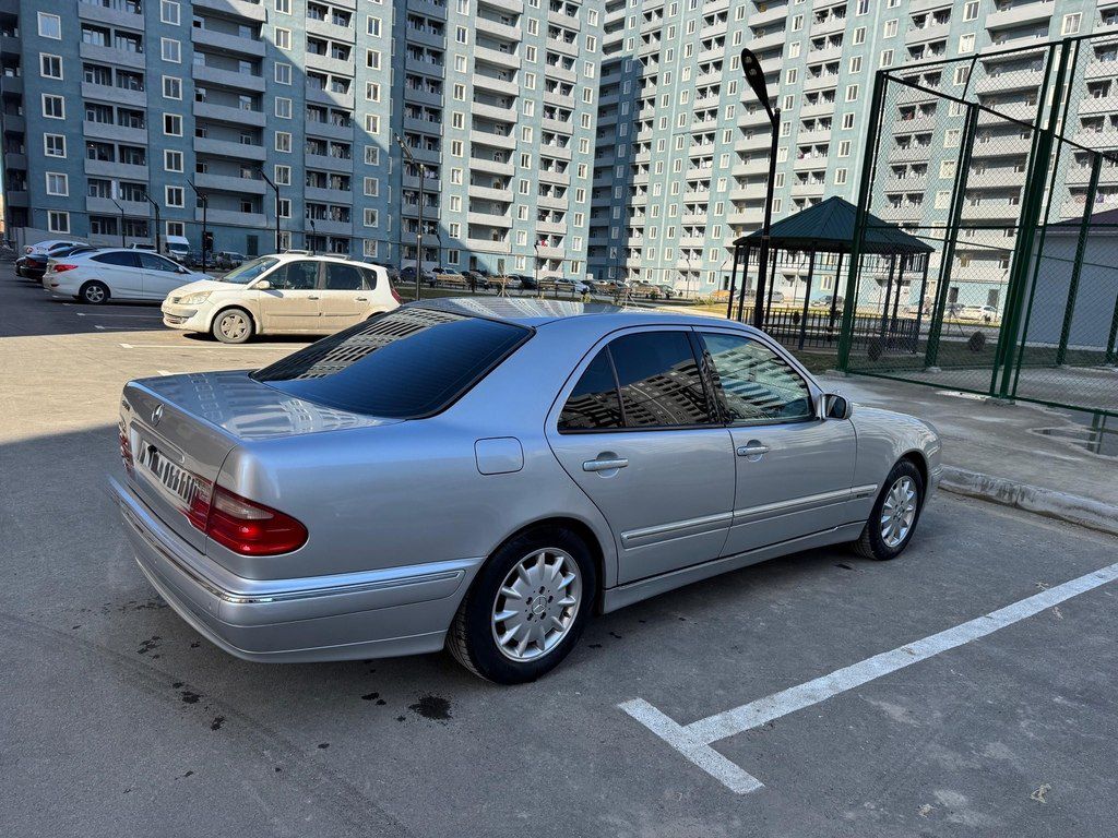 Mercedes E 240, 2.4 L, 2001 il, 253 860 km — Avtomobillər, Bakı (2)