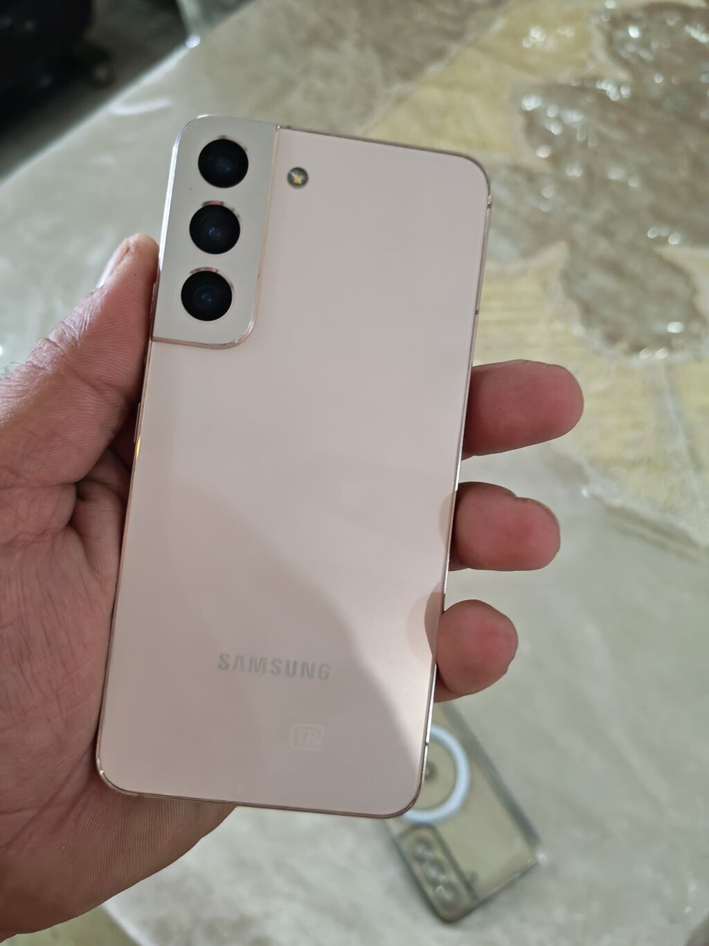 Samsung Galaxy S22 — Samsung, Bakı