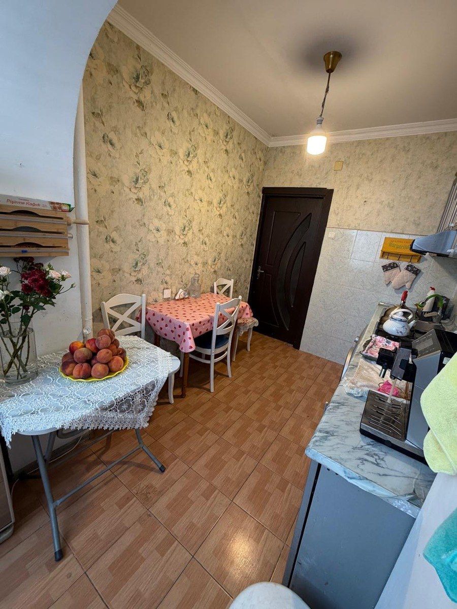 Satılır 3 otaqlı köhnə tikili 100 m² — Mənzil, Bakı (8)