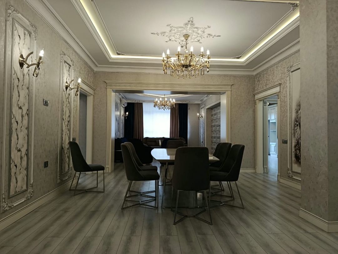 Satılır 4 otaqlı yeni tikili 221 m² — Mənzil, Bakı (2)