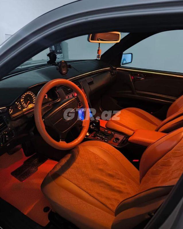 Mercedes E 240 2.4 L, 1997, 390 000 km — Avtomobillər, Bakı (5)
