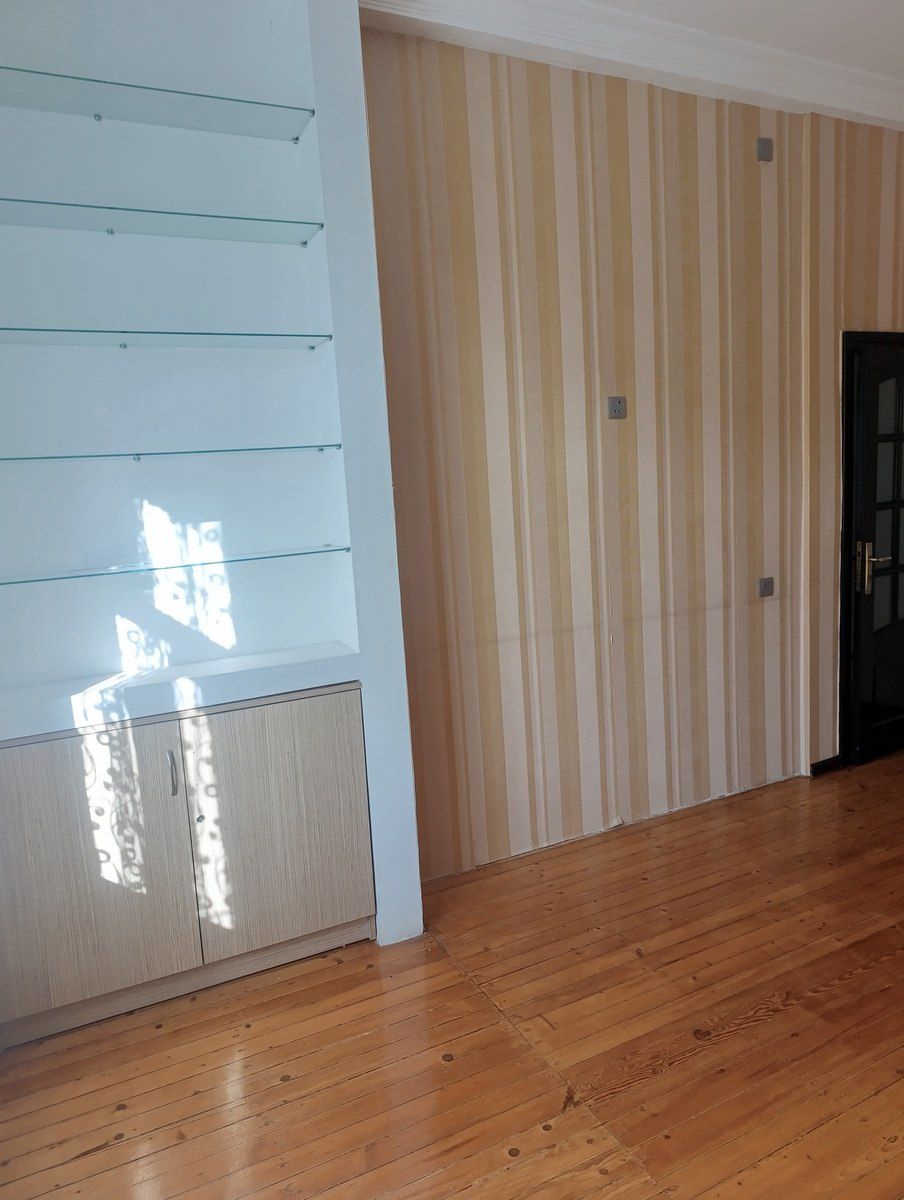 İcarəyə verilir 3 otaqlı köhnə tikili 60 m² — Mənzil, Bakı (2)