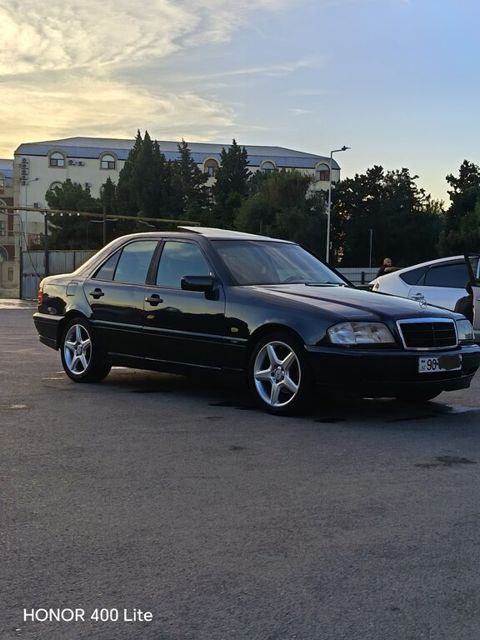 Mercedes C 220, 2.2 L, 1996 il, 330 000 km — Bakı