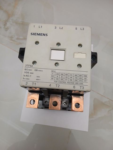 Siemens Elektrik avtomat, 3 faza — Bakı