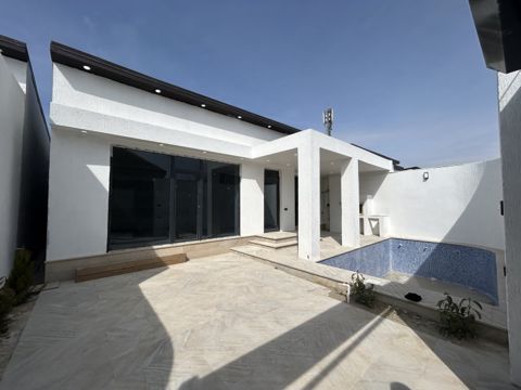 Satılır 4 otaqlı həyət evi/bağ evi 125 m² — Bakı
