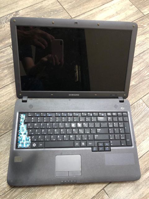 "Samsung NP-R528" ehtiyat hissələri — Bakı