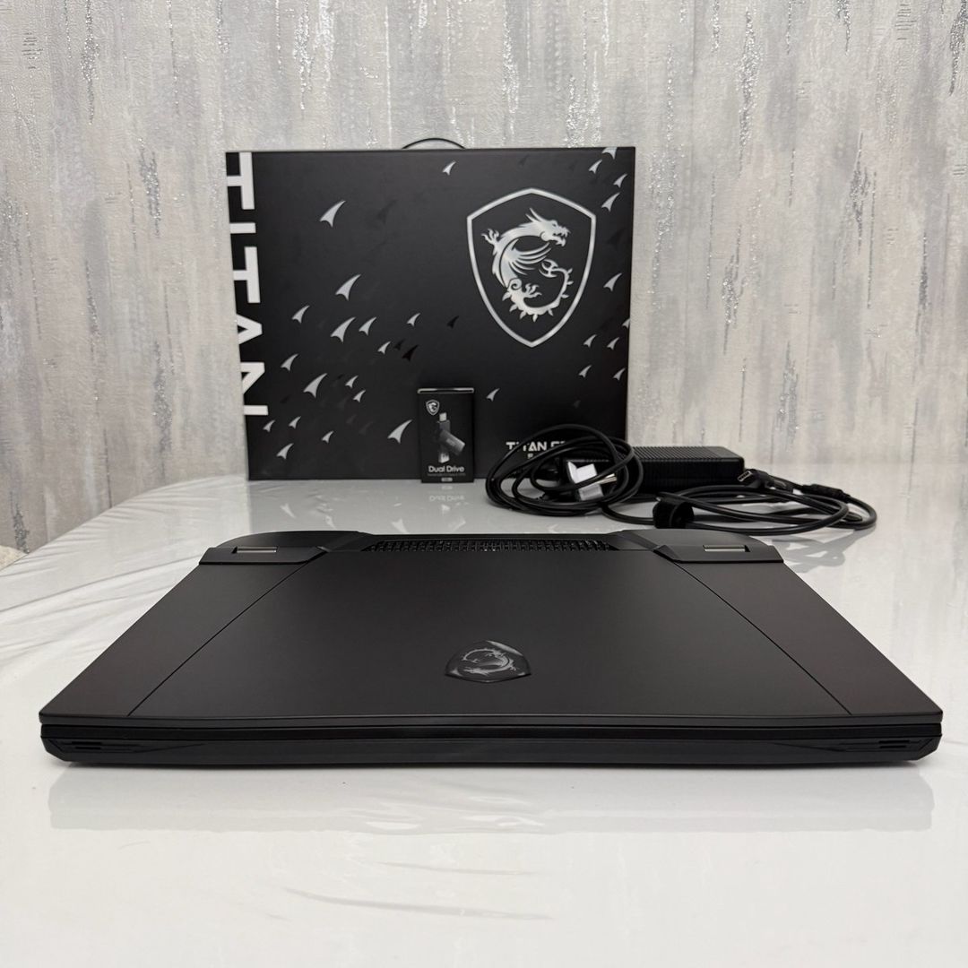 Msı Titan GT77 - RTX 3070 Ti, 4K 120Hz, 32GB RAM — Noutbuklar, Bakı (9)