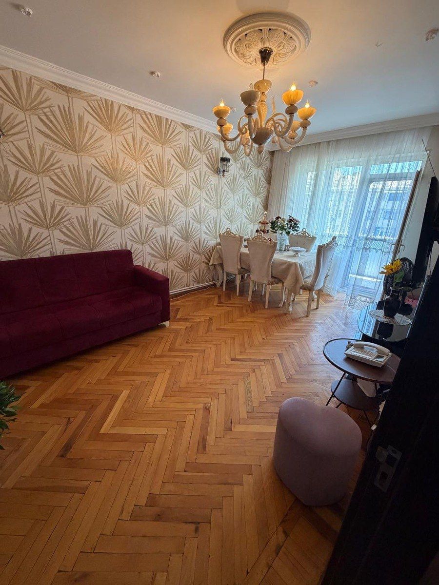 Satılır 3 otaqlı köhnə tikili 100 m² — Mənzil, Bakı (3)