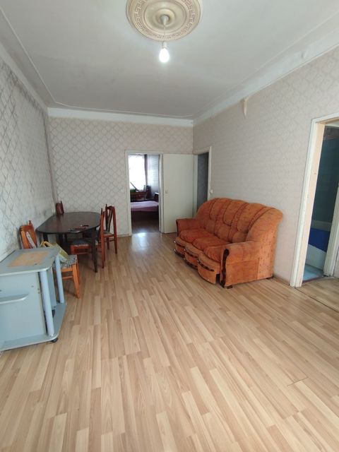 İcarəyə verilir 2 otaqlı köhnə tikili 56 m² — Bakı