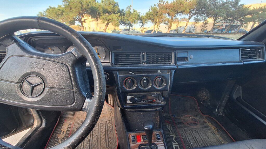 Mercedes 190, 1.8 L, 1993 il, 492 230 km 10-OU-238 — Avtomobillər, Bakı (8)