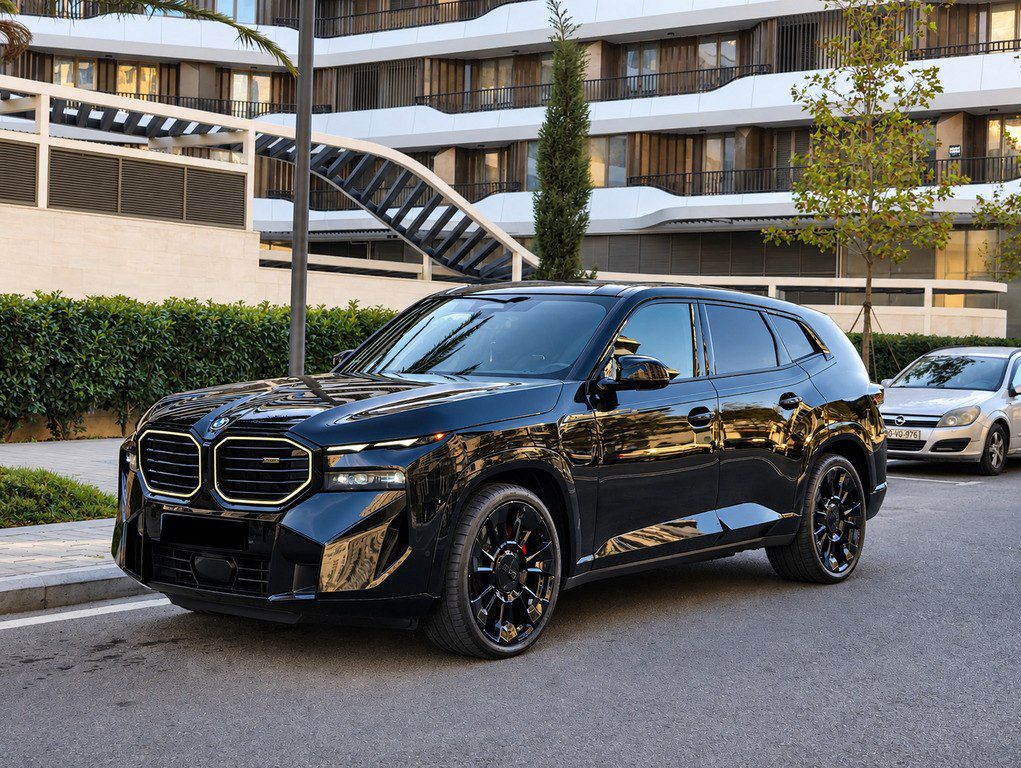 BMW XM, 4.4 L, 29.5 kWh, 2024 il, 33 000 km — Avtomobillər, Bakı (3)
