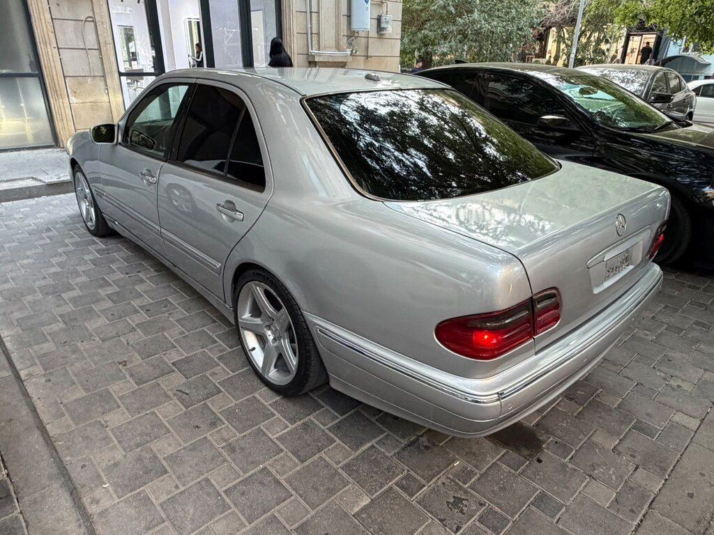 Mercedes E 320, 3.2 L, 2000 il, 450 000 km — Avtomobillər, Bakı (3)