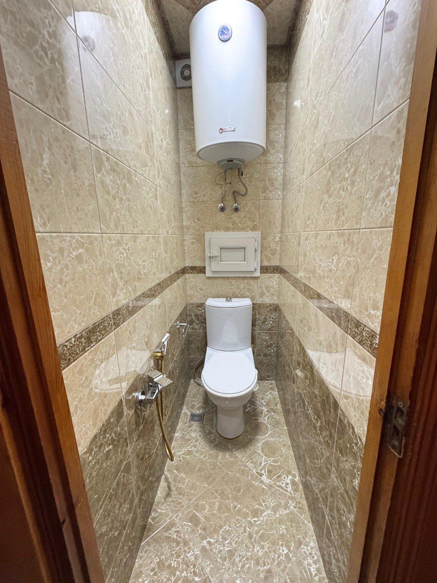 Satılır 5 otaqlı köhnə tikili 110 m² — Mənzil, Bakı (9)
