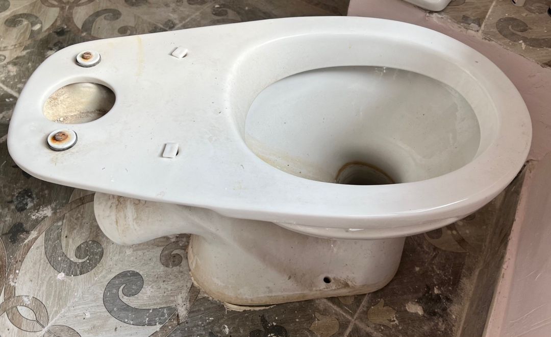 Unitaz — Təmir və inşaat, Bakı (2)