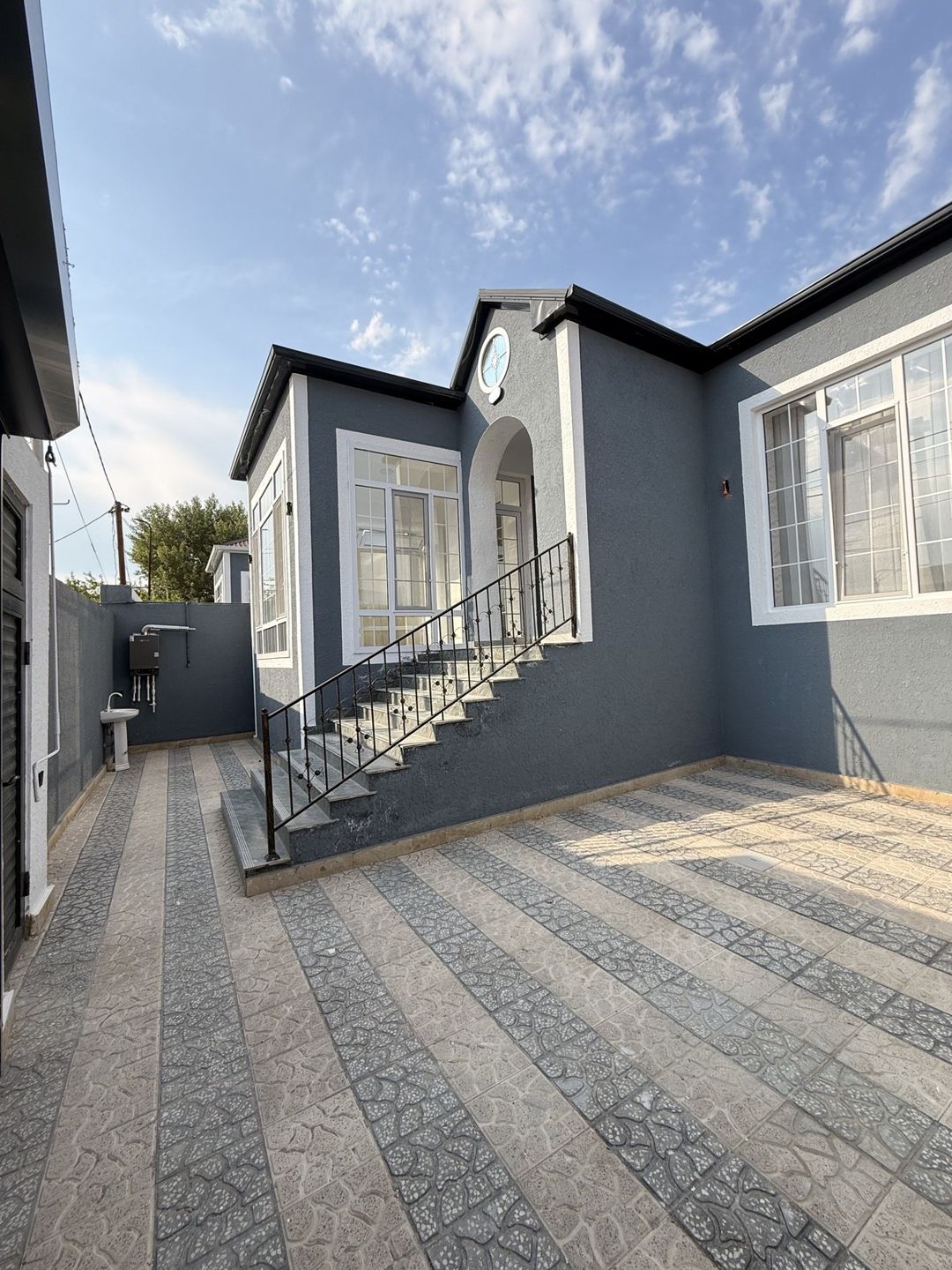 Satılır 4 otaqlı həyət evi/bağ evi 139 m² — Ev, villa, Bakı (2)