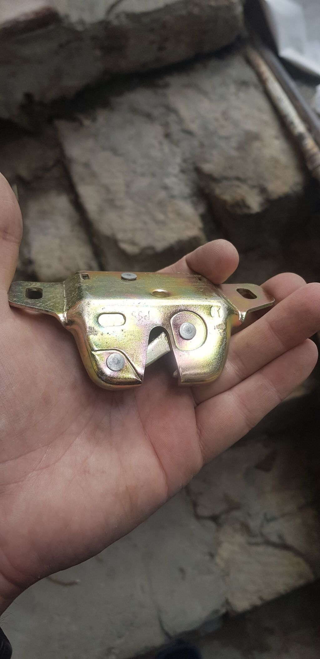 Pejo Avtomobilinin baqaj kilidi (baqaj qapağı üçün mərkəzi qıfıl — Avtomobil elektrikası, Bakı (2)
