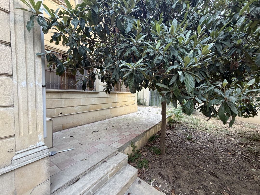 Satılır 8 otaqlı həyət evi/bağ evi 300 m² — Ev, villa, Bakı (4)