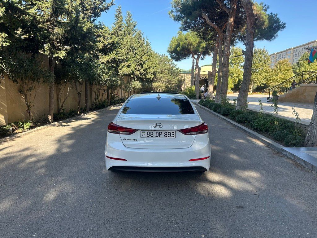 Hyundai Elantra, 2.0 L, 2018 il, 98 000 km 88-DP-893 — Avtomobillər, Bakı (4)