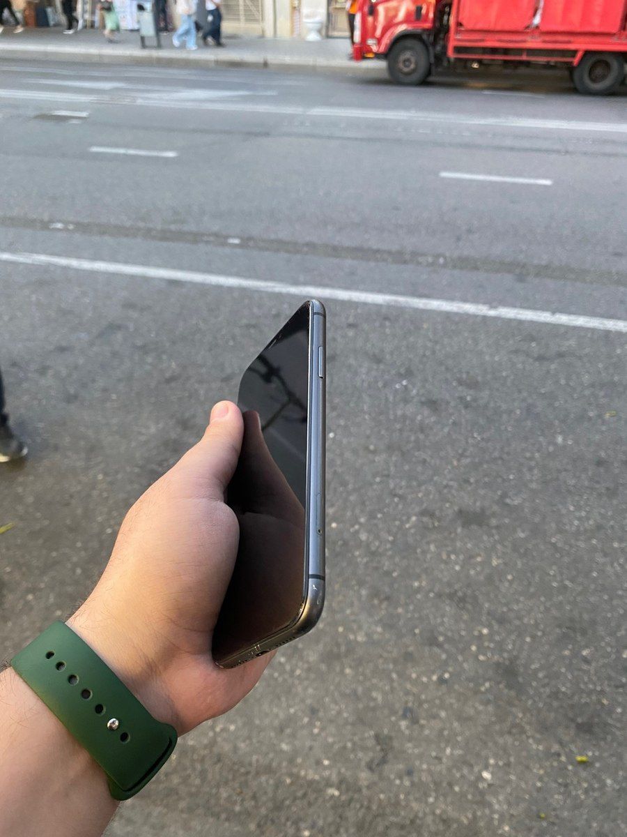 Apple iPhone 11 Black 64GB/4GB — Smartfonlar, Bakı (2)