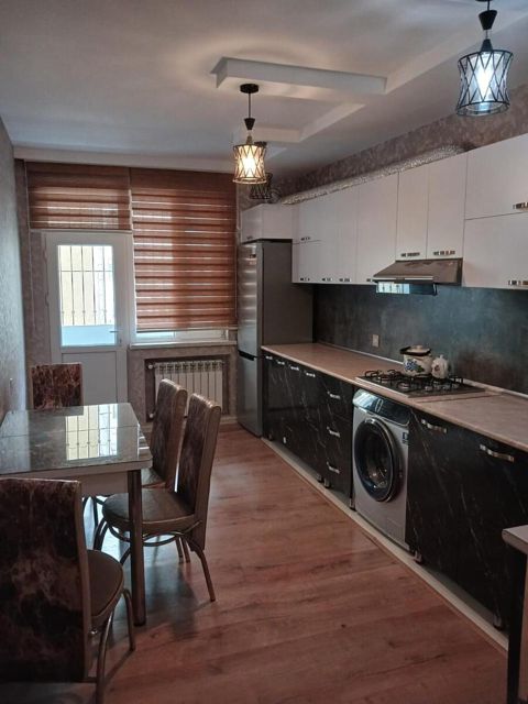 İcarəyə verilir 3 otaqlı yeni tikili 130 m² — Bakı