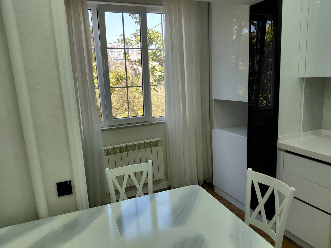 İcarəyə verilir 3 otaqlı köhnə tikili 85 m² — Mənzil, Bakı (11)