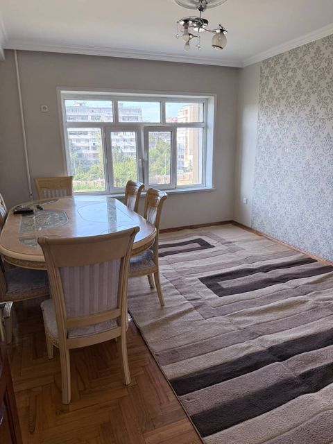 İcarəyə verilir 3 otaqlı köhnə tikili 80 m² — Bakı