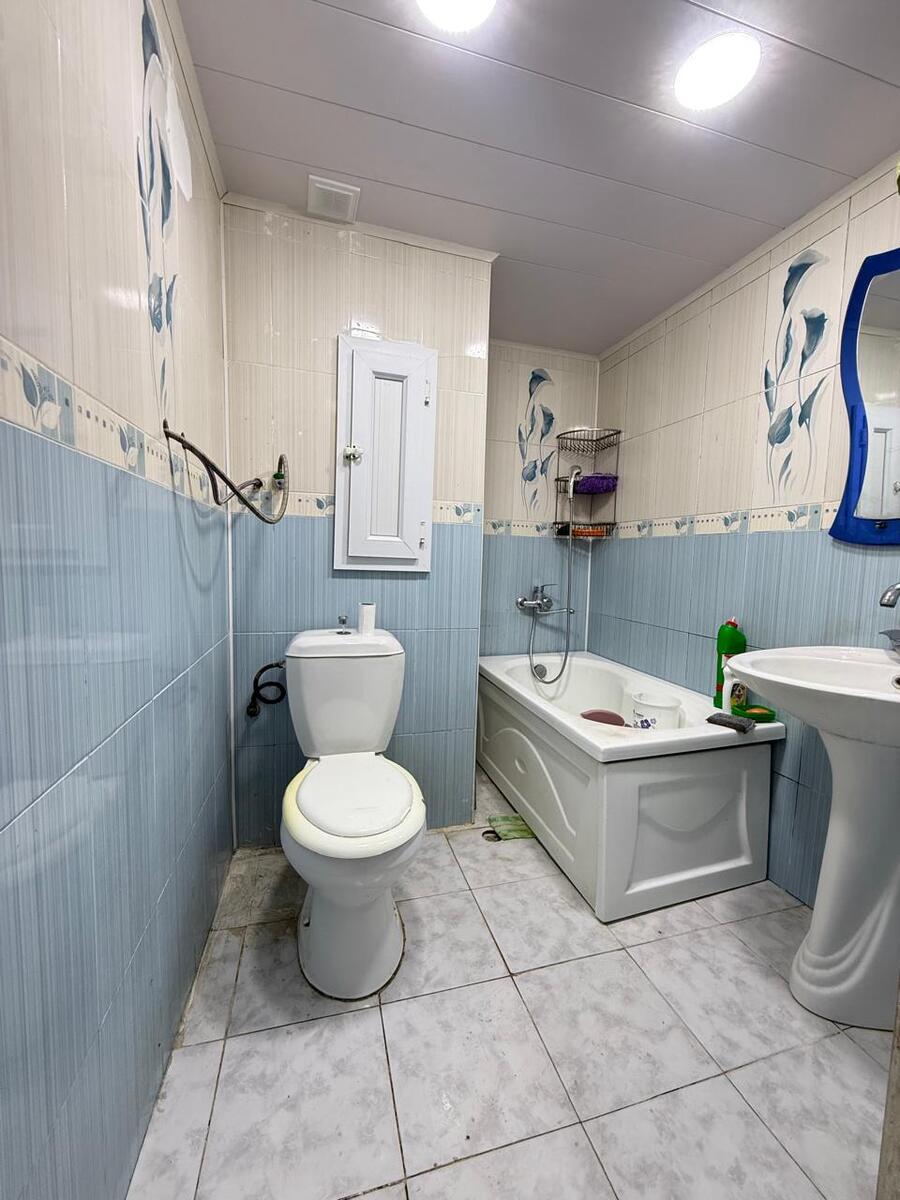 Satılır 2 otaqlı köhnə tikili 68 m² — Mənzil, Bakı (8)