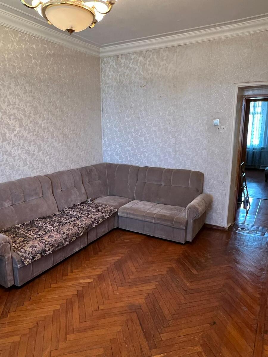 Satılır 2 otaqlı köhnə tikili 58 m² — Mənzil, Bakı