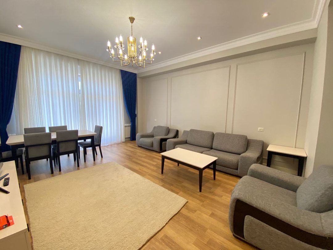 İcarəyə verilir 4 otaqlı yeni tikili 200 m² — Mənzil, Bakı (8)