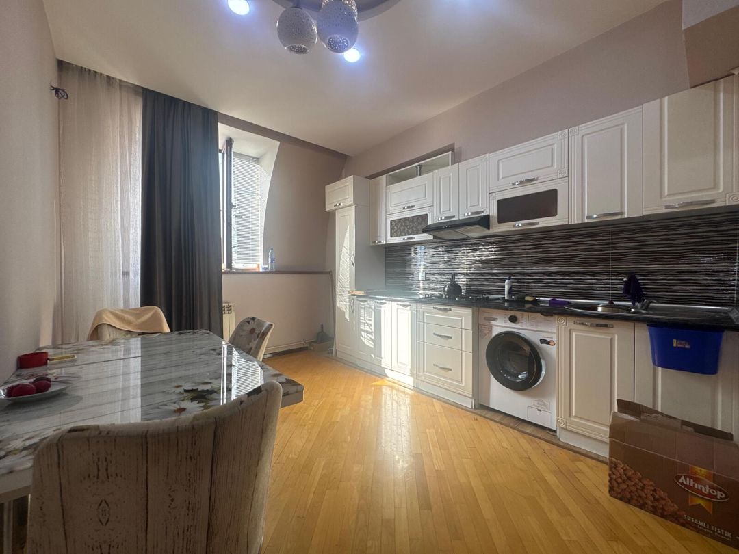 Satılır 4 otaqlı yeni tikili 140 m² — Mənzil, Bakı (11)