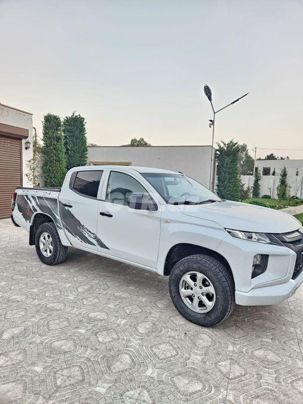 Mitsubishi L200 0.3 L, 2021, 181 253 km — Avtomobillər, Bakı (4)