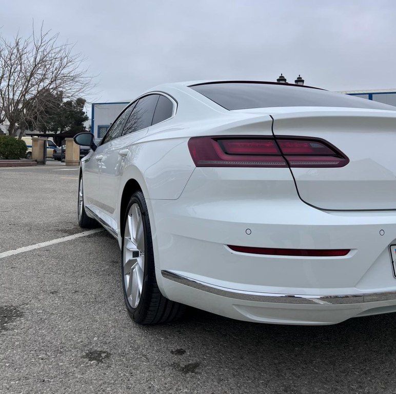 Volkswagen Arteon, 1.5 L, 2018 il, 128 000 km — Avtomobillər, Bakı (12)