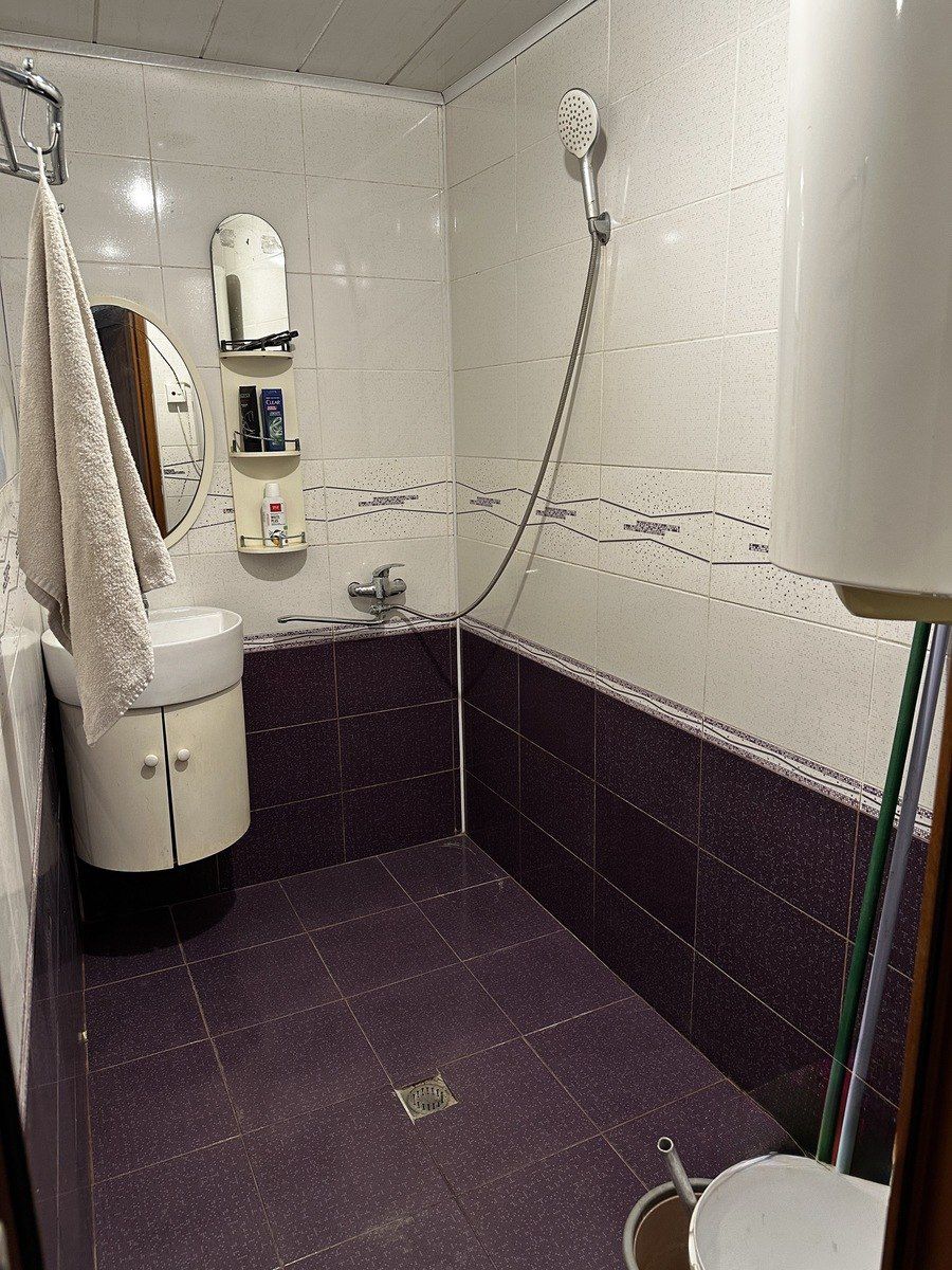 Satılır 2 otaqlı köhnə tikili 65 m² — Mənzil, Bakı (12)