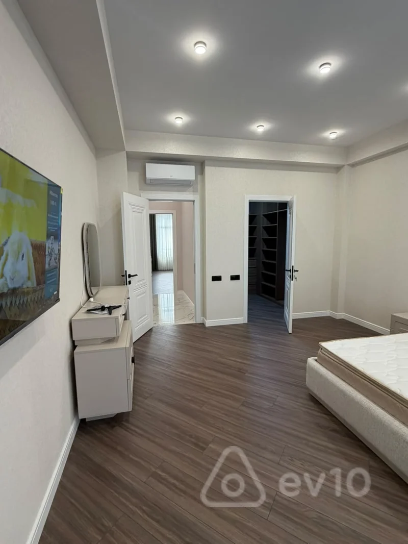 3 otaqlı mənzil, 152 m², Ağ şəhər Hünər Park — kirayə — Mənzil, Bakı (7)