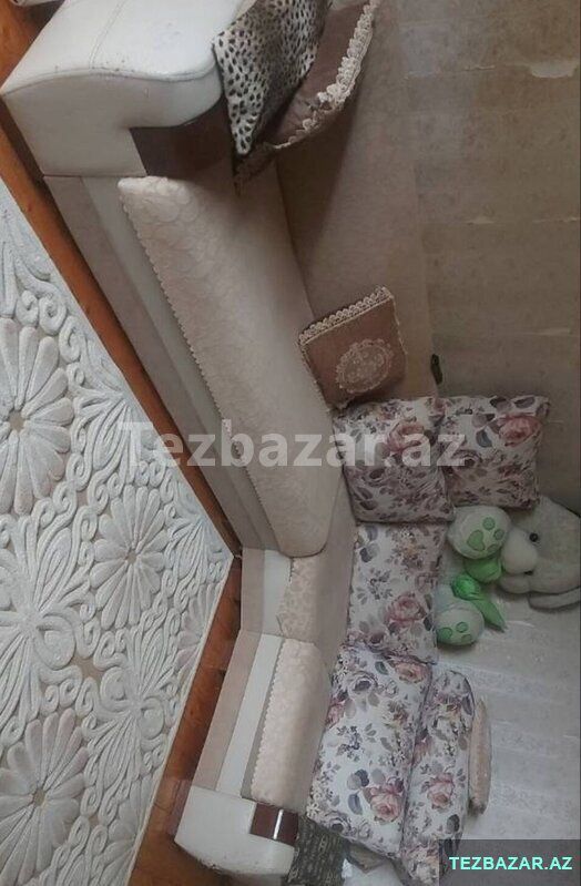 Acilan bazali — Divanlər, Bakı (5)