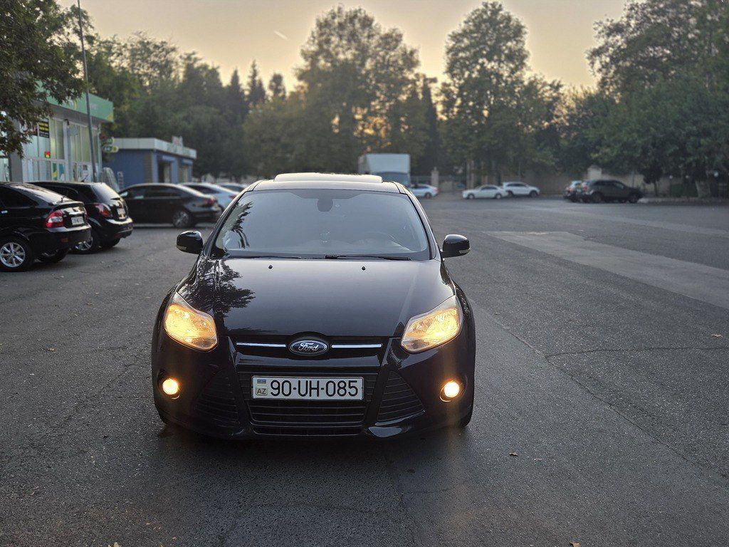 Ford Focus, 1.6 L, 2013 il, 233 000 km 90-UH-085 — Avtomobillər, Bakı (9)