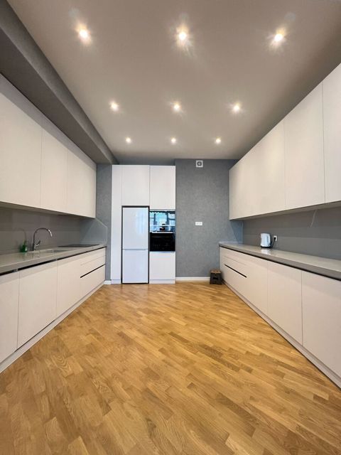 İcarəyə verilir 3 otaqlı yeni tikili 100 m² — Bakı
