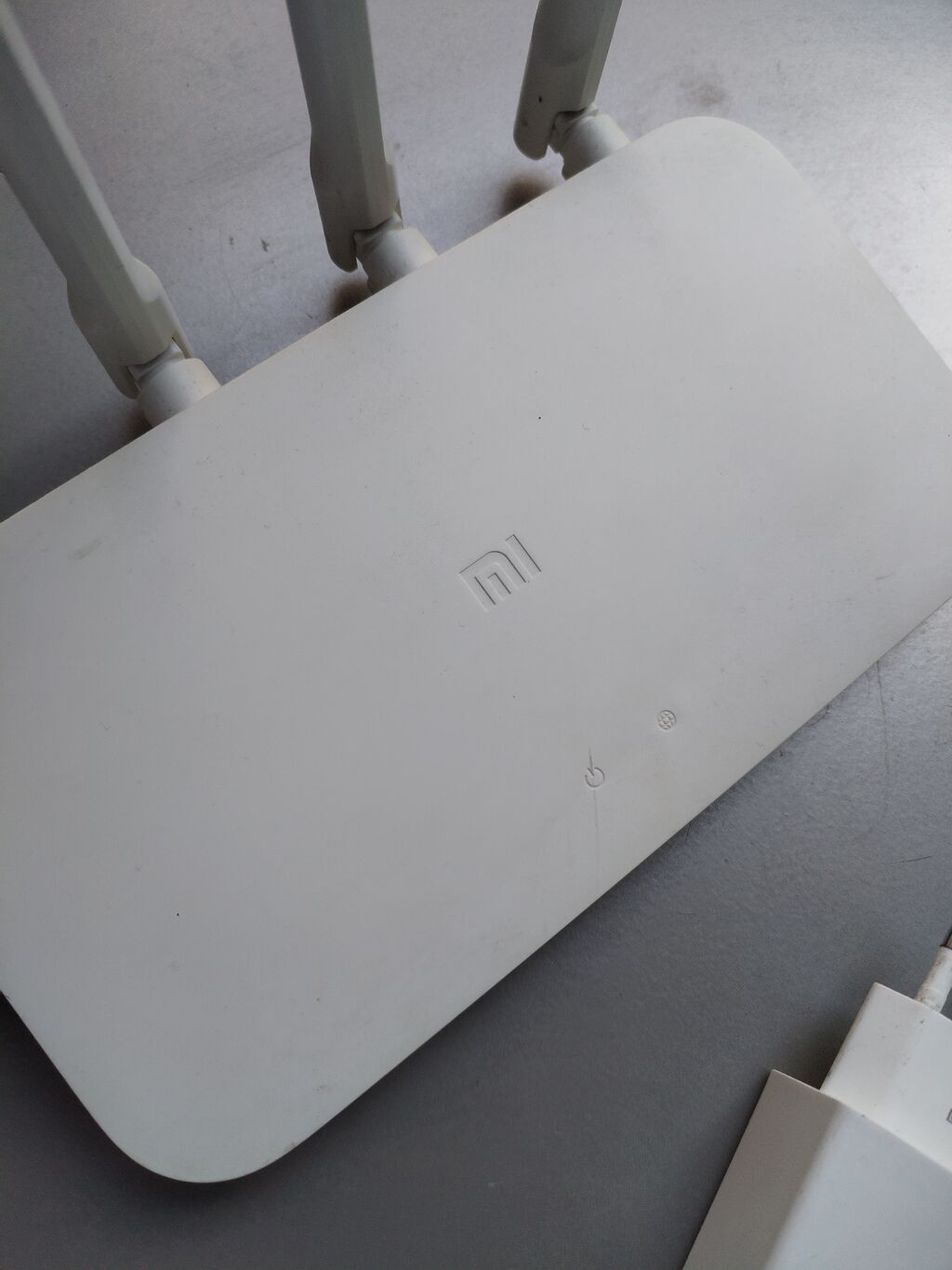 Xiaomi Mi Wi-Fi Router (4 antennali) б/у, в отличном состоянии — Şəbəkə və server avadanlığı, Bakı (2)