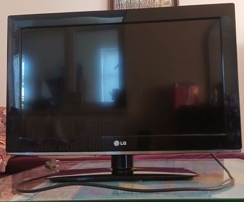 LG LCD televizor Televizorun heç bir problemi yoxdur. - Ekran — Digah