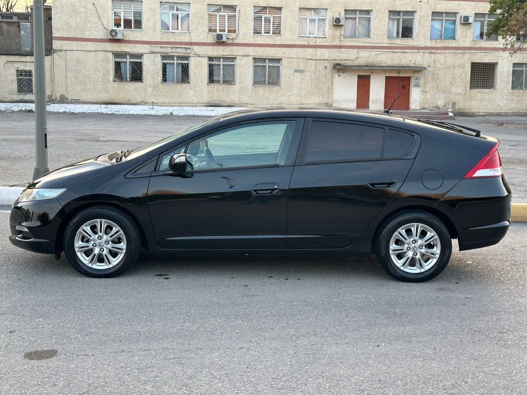 Honda Insight, 1.3 L, 0.58 kWh, 2010 il, 360 000 km 77-FZ-792 — Avtomobillər, Bakı (4)
