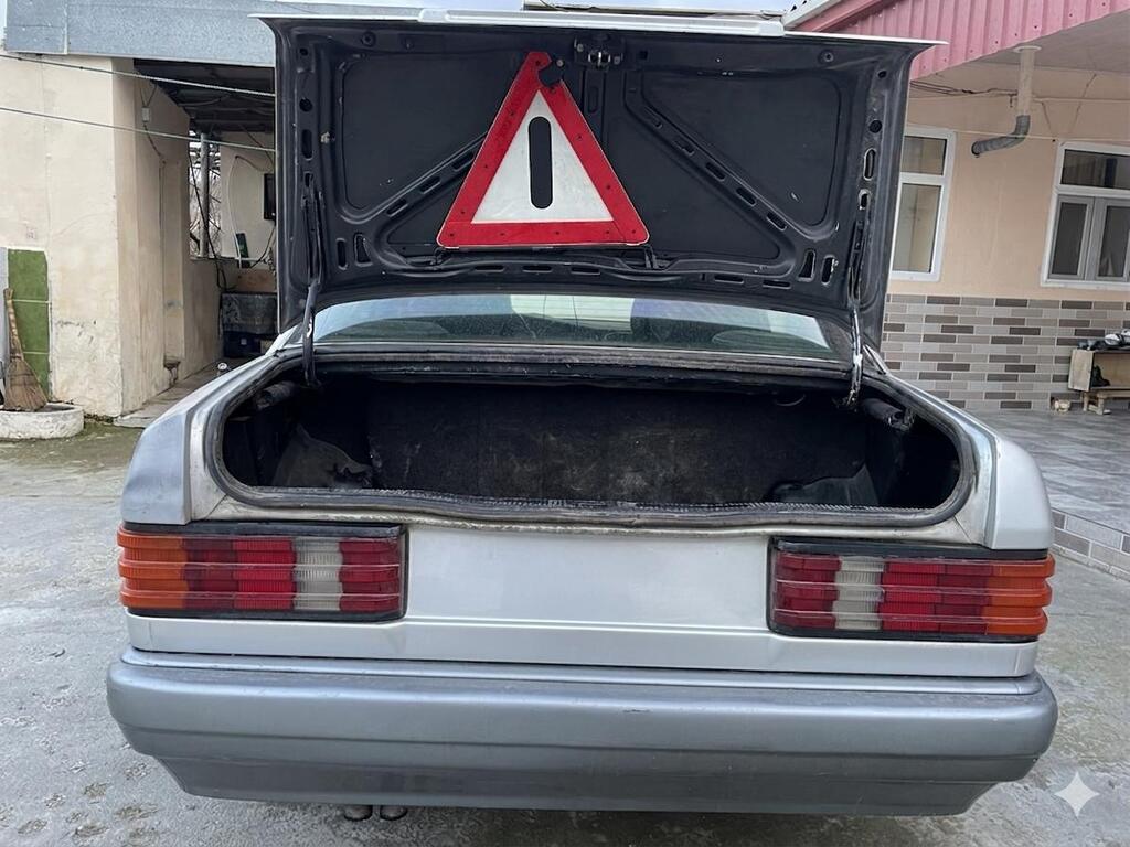 Mercedes 190, 2.6 L, 1991 il, 400 000 km — Avtomobillər, Xızı (4)