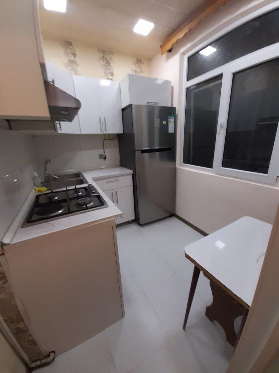 Satılır 2 otaqlı köhnə tikili 55 m² — Mənzil, Bakı (11)