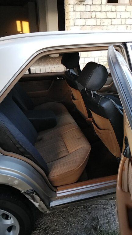 Mercedes 230 E, 2.3 L, 1992 il, 368 122 km 07-BX-488 — Avtomobillər, Astara (6)