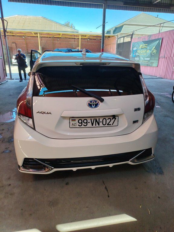 Toyota Aqua, 1.5 L, 0.9 kWh, 2016 il, 155 767 km — Avtomobillər, Bakı (7)