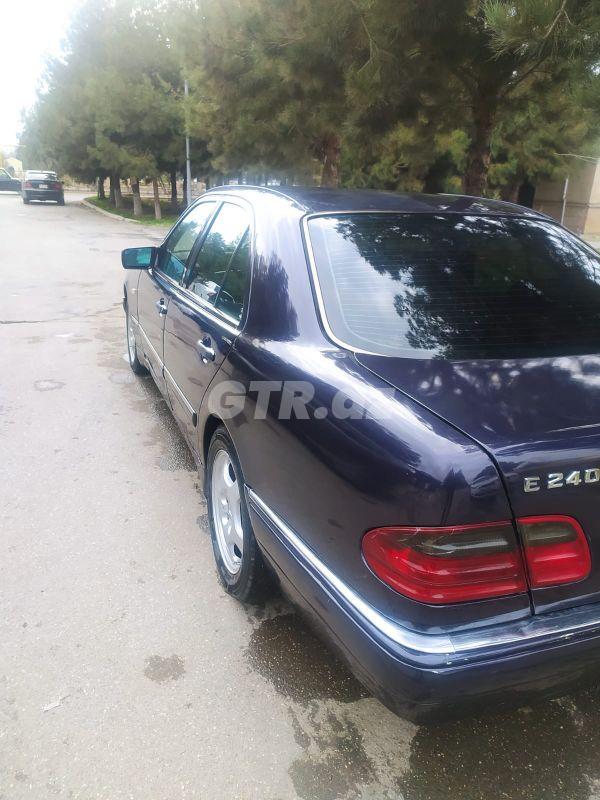 Mercedes E 240 2.4 L, 1998, 230 000 km — Avtomobillər, Şirvan (10)