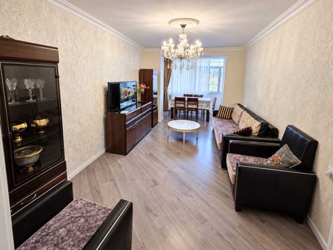 Satılır 3 otaqlı köhnə tikili 70 m² — Bakı
