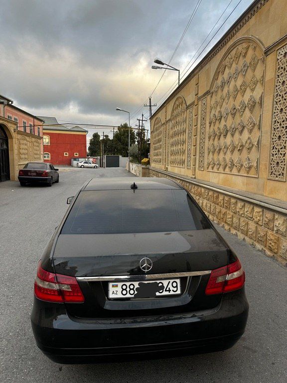 Mercedes E 220, 2.1 L, 2010 il, 287 000 km — Avtomobillər, Bakı (4)